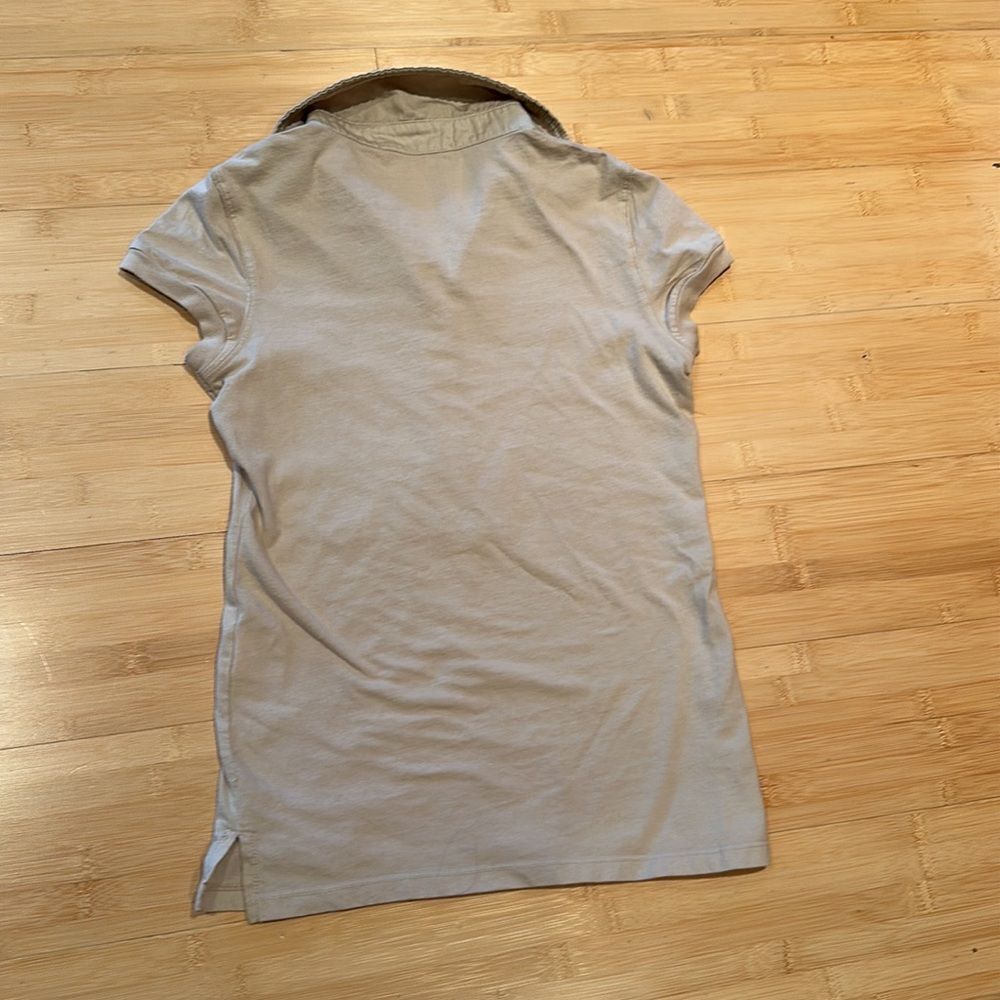 Brandy Melville collared t shirt - Picture 3 of 4